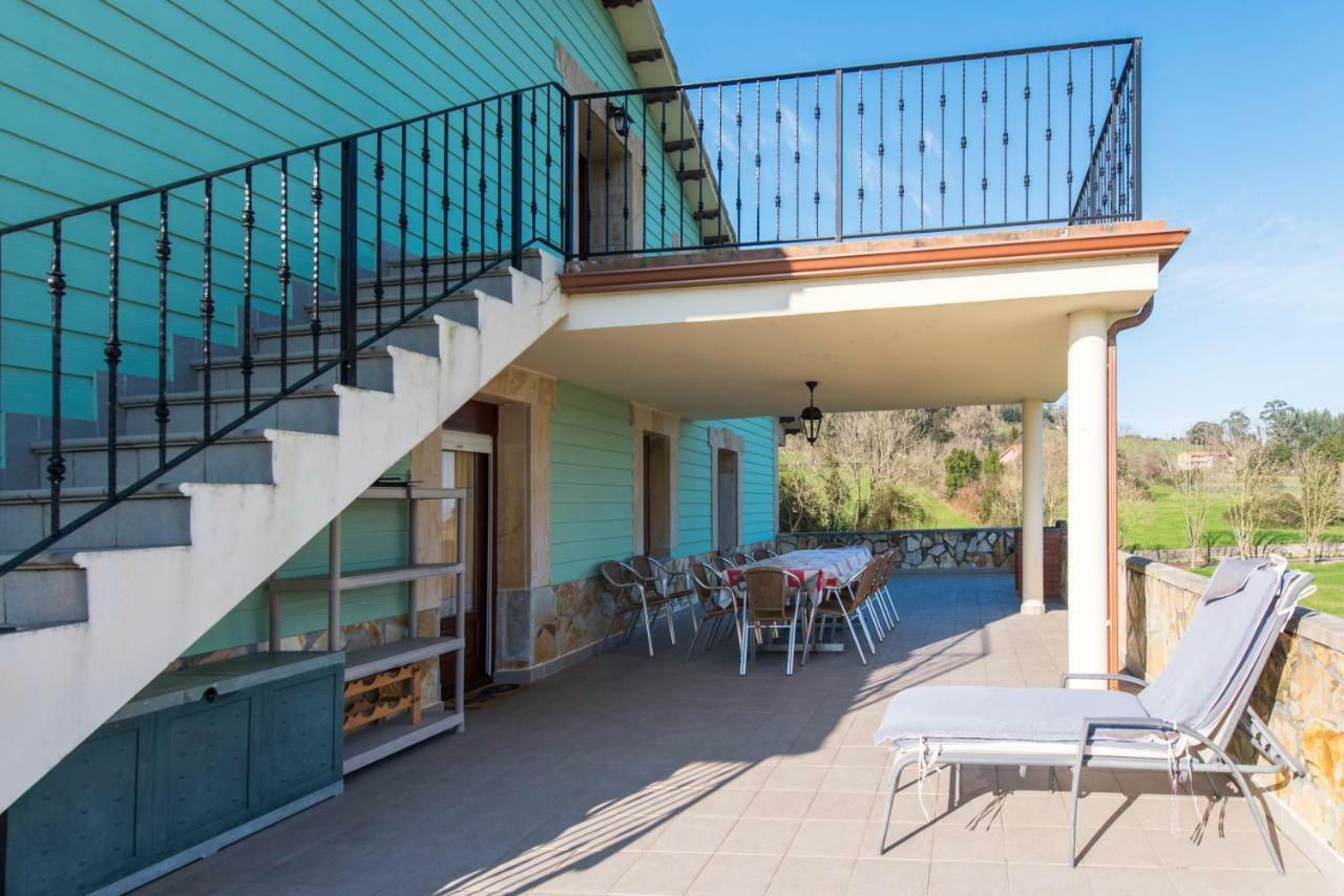 Apartamentos Turisticos El Ponton Arnuero Eksteriør bilde