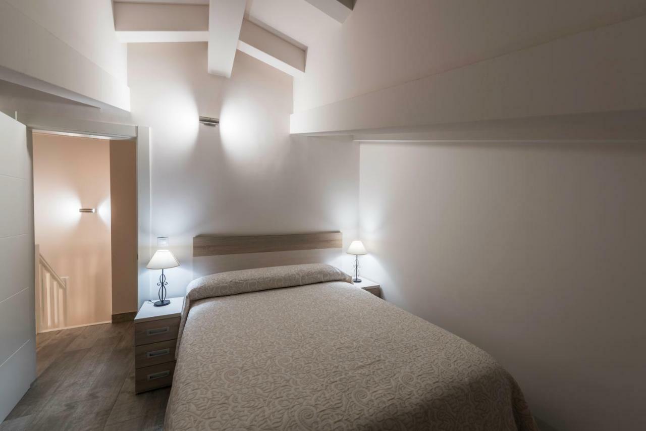 Apartamentos Turisticos El Ponton Arnuero Eksteriør bilde