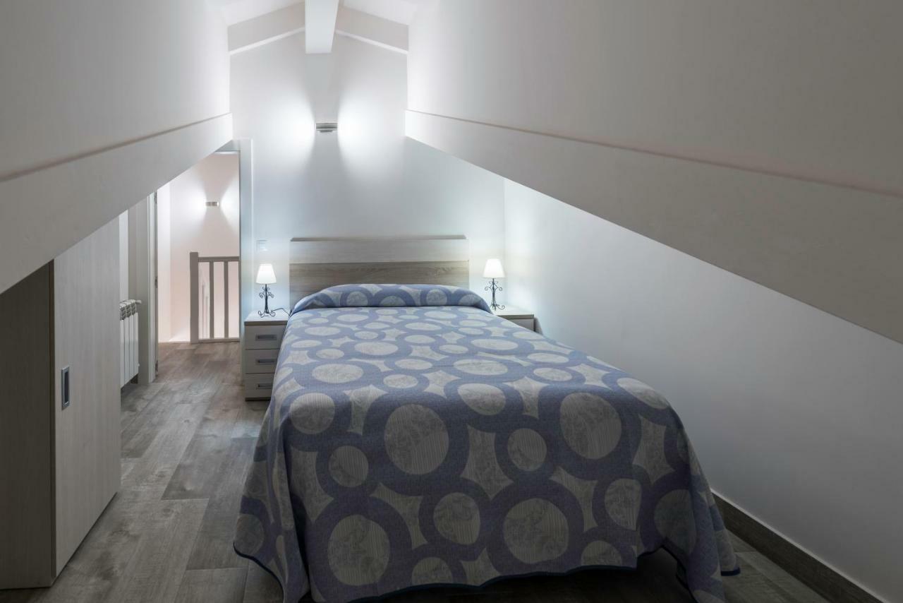Apartamentos Turisticos El Ponton Arnuero Eksteriør bilde